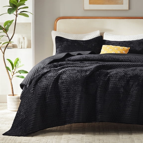 Luxury Velvet Quilt Set Oversized California King Size 120''x120'', Ultra-Soft Striped Channel Comforter with Rice Stitch Detailing, Lightweight All-Season Bedspread Coverlet w/ 2 Shams, Black