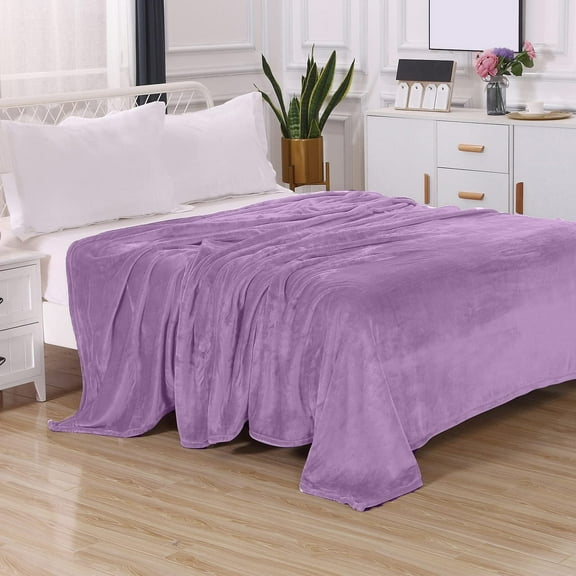 Luxury Velvety Feel Blanket, All-Season & Lightweight Material, Ultra Plush, Soft, Cozy Flannel Fleece for Couch, Sofa, Bed, Travel, Solid Full/Queen, Lilac
