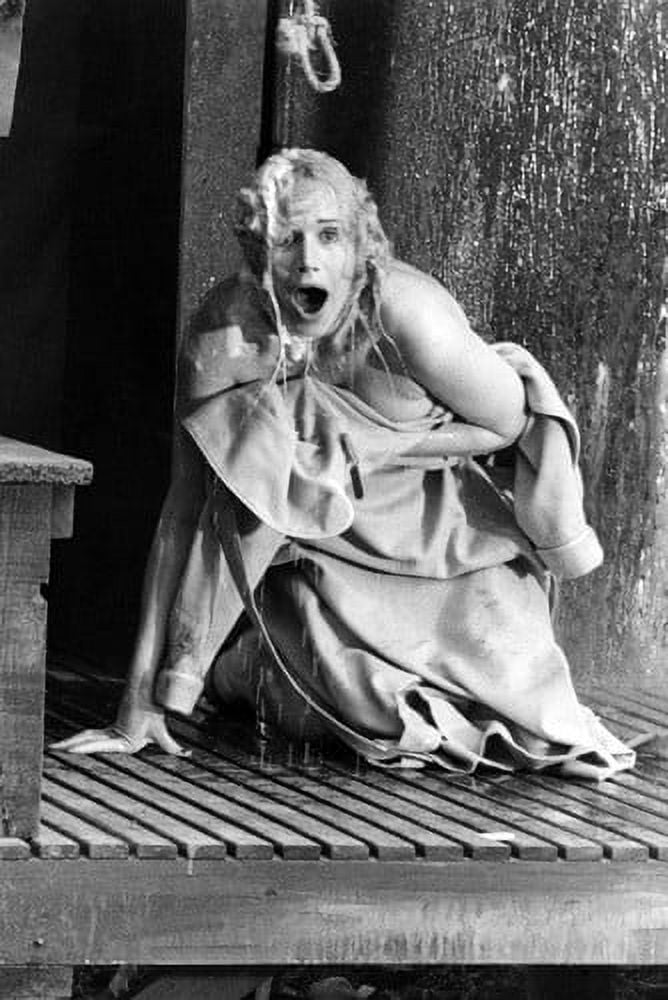 M A S H Movie Stunning 24X36 Poster Sally Kellerman Hot Lips In Shower m-a-s-h-movie-stunning-24x36-poster-sally-kellerman-hot-lips-in-shower
