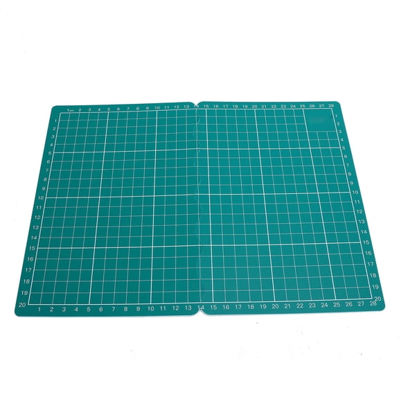 M Buder A4 A5 Soft PVC Foldable Green Cutting Mat (8.66 in / 22 cm) for Sewing Craft Model Building Scrapbooking Quilting Anti Slip Double Sided Board