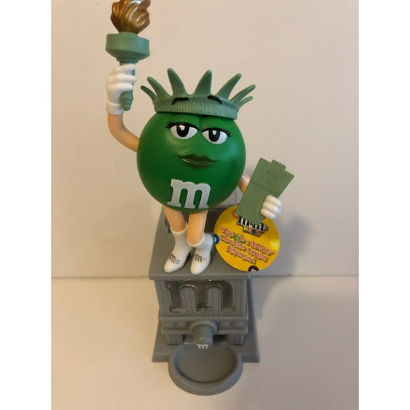 M&M's World Green Character Miss Statue of Liberty Candy Dispenser New with Tag