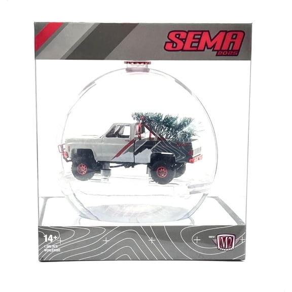M2 Machines 1973 Chevy Cheyenne Super 10 Squarebody Ornament SEMA Exclusive 2025