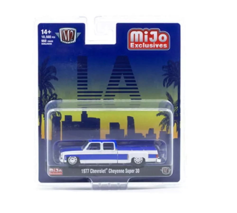 M2マシーン シボレーシャイアン・スーパー30　& GMC シエラ・グランデ15 M2 Machines 1977 Chevrolet Cheyenne Super 30 Dually Squarebody
