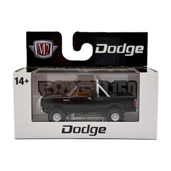 M2 Machines 1978 Dodge 150 Power Wagon Auto Thentics R106