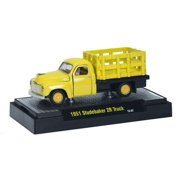 M2 Machines Auto-Trucks - 1951 Studebaker 2R Truck (Yellow) 2014 Castline Premium Edition (12-07)