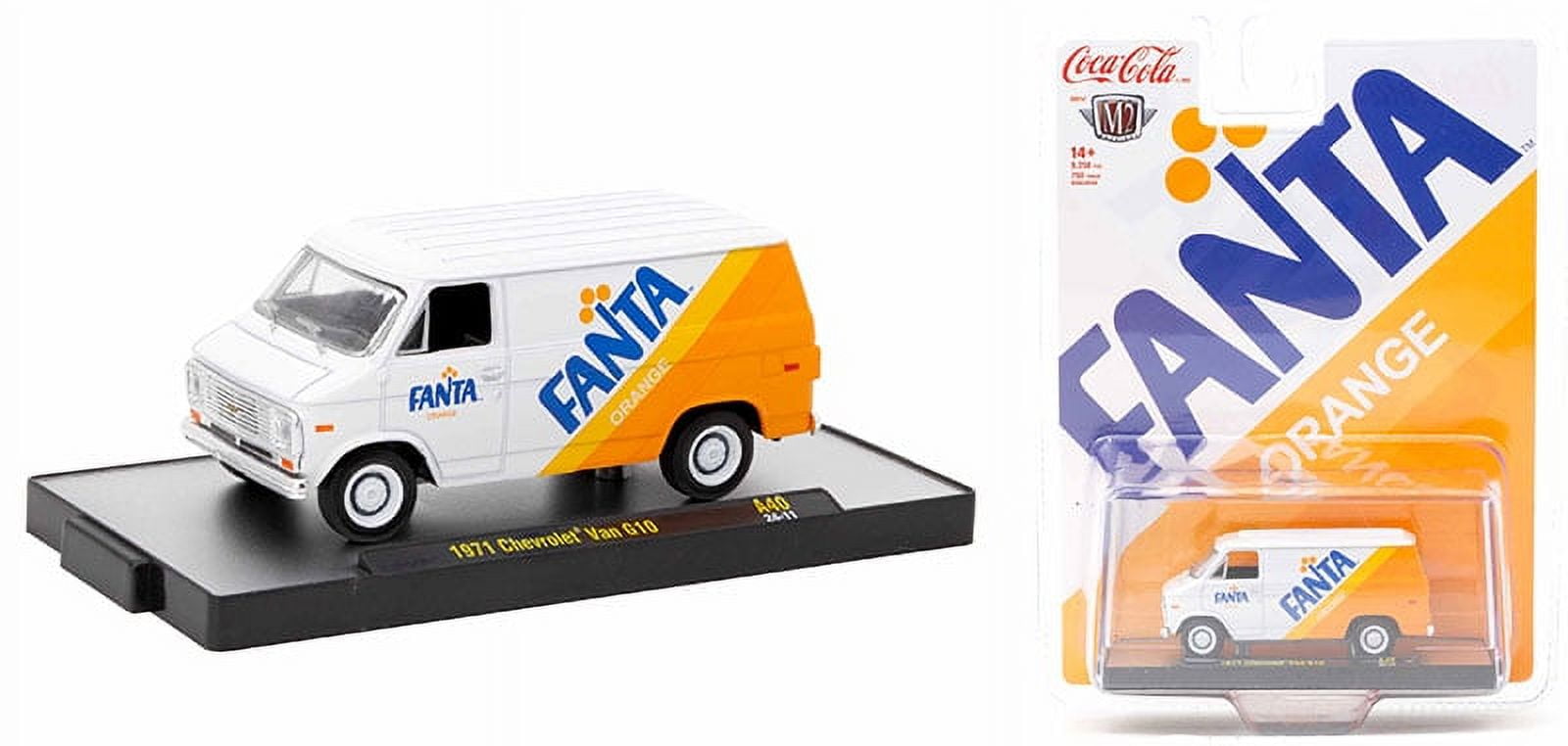 M2 Machines Coca-Cola Release A40 - ​​​1971 Chevrolet Van