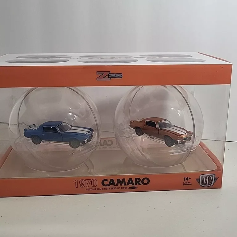 Unkown M2 Machines Collectible Ornaments 2pk 1/64 Scale Die-Cast