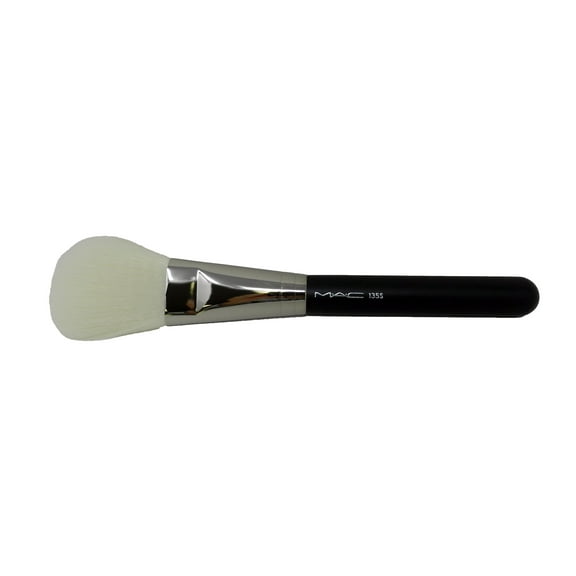 MAC 135 Synthetic Large Flat Powder Brush 1 Count