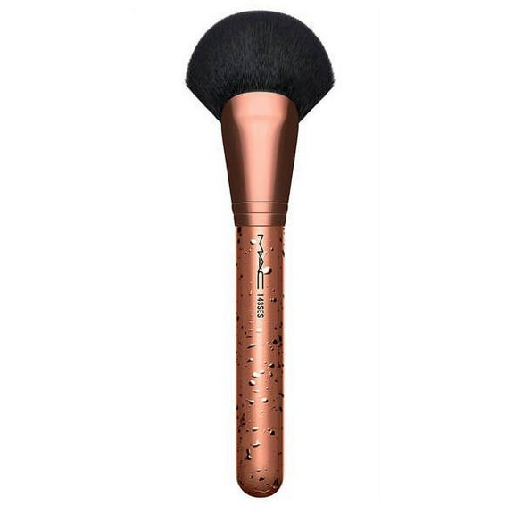 MAC Bronzer 143 SES Medium Face Fan Brush