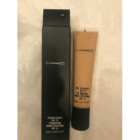 MAC COSMETICS STUDIO FOUNDATION 1.3 OZ NC40 MAC COSMETICS/STUDIO SCULPT SPF 15 FOUNDATION (NC40) 1.3 OZ (40 ML) MEDIUM PEACH W GOLD UNDERTONE FOR MEDIUM SKIN