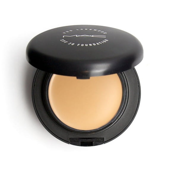 MAC Pro Longwear SPF 20 Compact Foundation - NC25