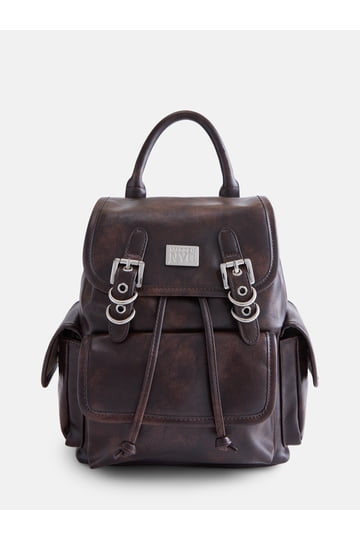 buckle leather backpack LARGE BUCKLE-FLAP  Piel Top handle for easy carrying Amerileather Urban Buckle Flap Backpack;