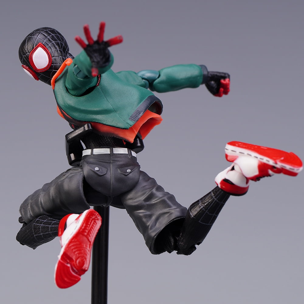 MAFEX Spider-Ma (Miles Morales) Painted（7
