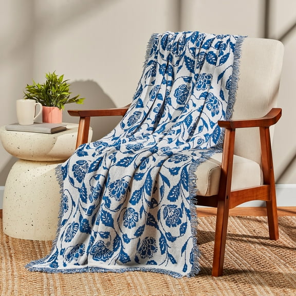 Mainstays by Becky G. & Alejandra Tapestry Knit Throw, Blue Floral, 50" x 60"