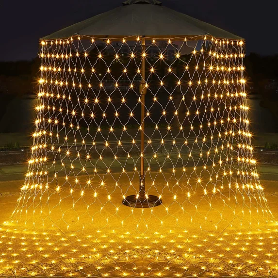 MAMOWEAR Indoor/Outdoor 5 ft Electric LED Christmas Net String Light