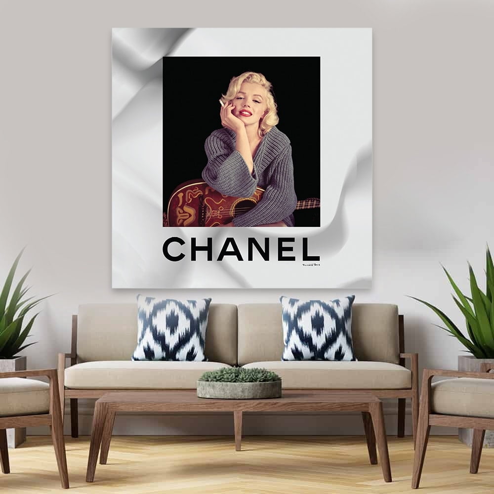 MARILYN IN ALL HER COMFORT - 14"x14" Canvas Artwork - Multi-Color 30 x 30