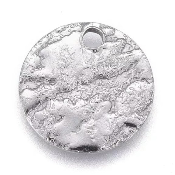 MATROOY 100pcs Flat Round Charms Stainless Steel Textured Blank Stamping Tag 10.5x1mm-Matte Silver