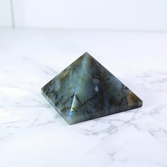 MATROOY 3cm Natural Labradorite Crystal Pyramid Point Healing Decoration Collection