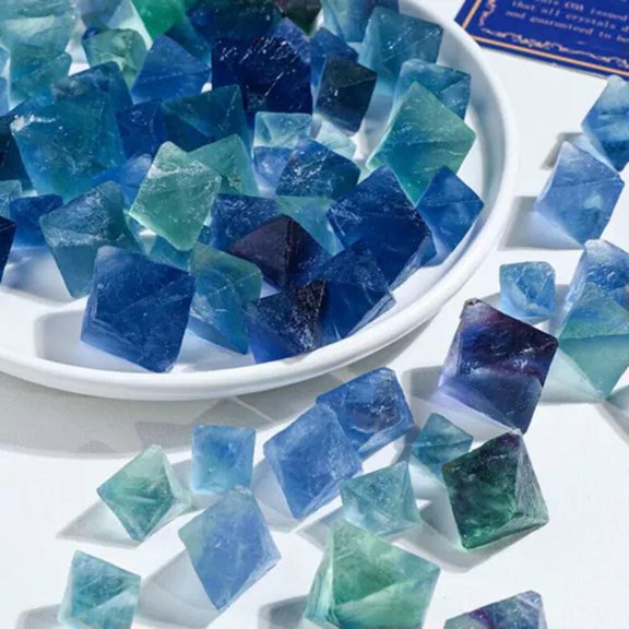 MATROOY 50/100g Natural Fluorite Octahedron Quartz Crystal Healing Aromatherapy Stone-Blue-50g/2-3cm