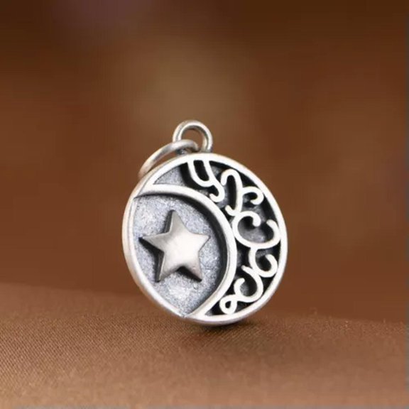 MATROOY 925 Sterling Silver Round Moon Star Round Disc Charm Pendant A2757