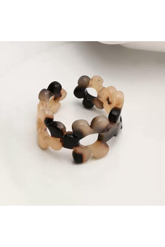 Adjustable Small Flower Opening Ring Plastic Ring Finger Jewelry Gift Trendy-Yellow Black-Resizable