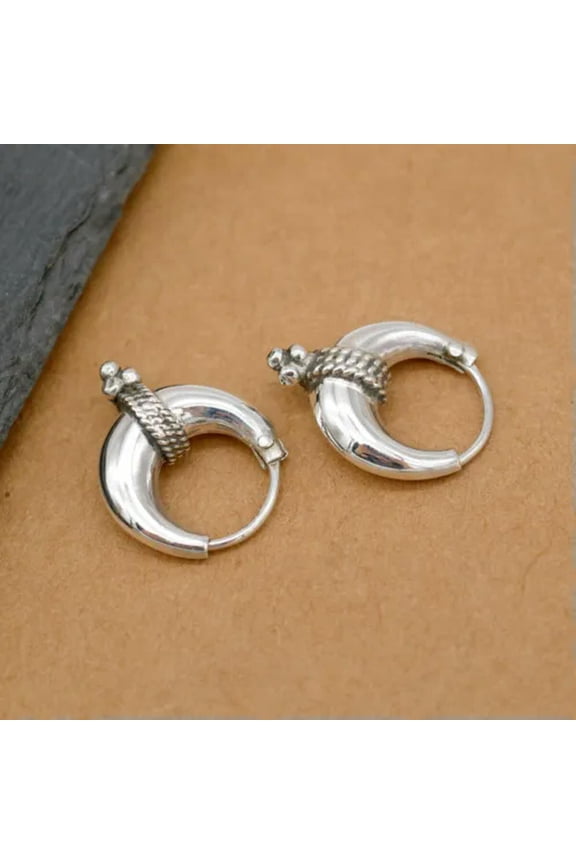 Bali Sterling Silver Huggie Hoop Earrings A4228