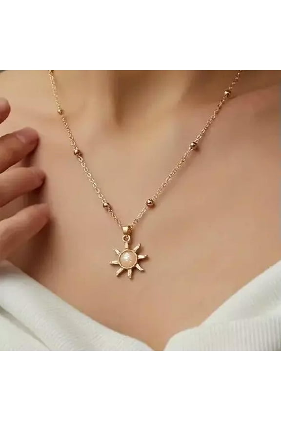 Beautiful Simple Sun Pendant Necklace Delicate Neck Jewelry For Women