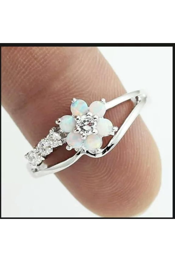 Charming Silvery Rhinestone Fire Opal Flower Rings for Women Party Birthday Gift-fire opal-7