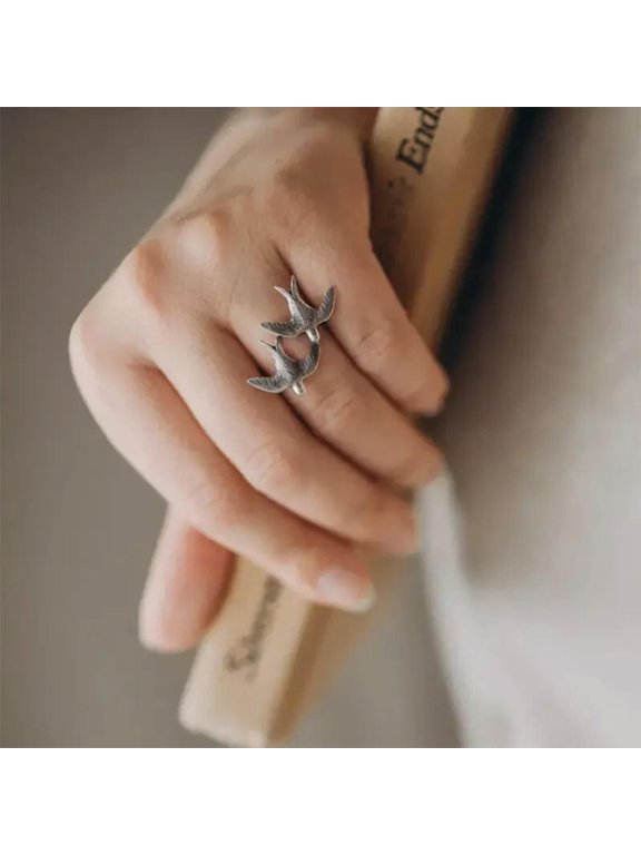 Flying Pigeon Swallow Bird Rings In Antique Silver Color Women Rings