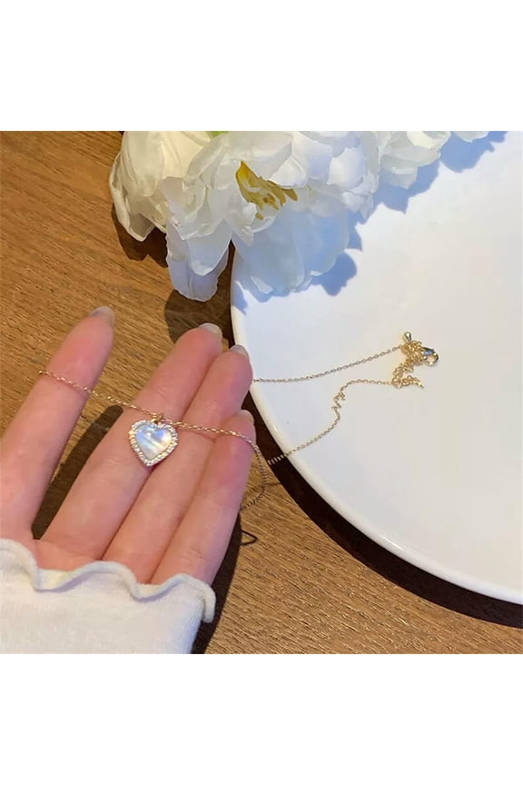 Korean Style Love Drop Choker Necklace Crystal Opal Heart Pendant Clavicle Chain