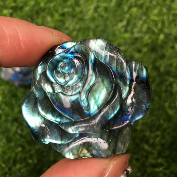 MATROOY Natural Labradorite The Rose Hand Carved Quartz Crystal Reiki Healing Stone