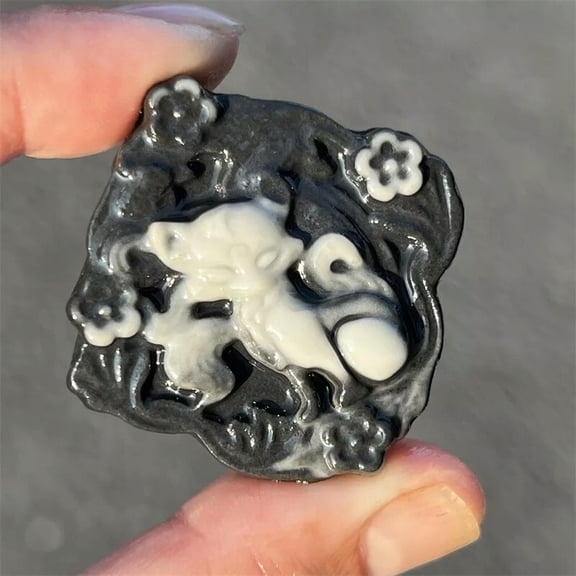 MATROOY Natural Tai Chi Stone Fox Skull Quartz Crystal Skull Pendant Reiki Healing 1PC