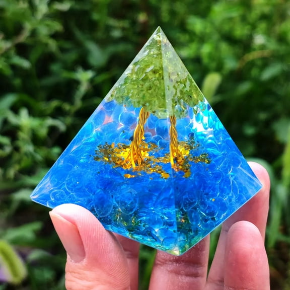 MATROOY Olivine Crystal Sphere Orgonite Pyramid Blue Glass Chakra Energy Orgone Stone