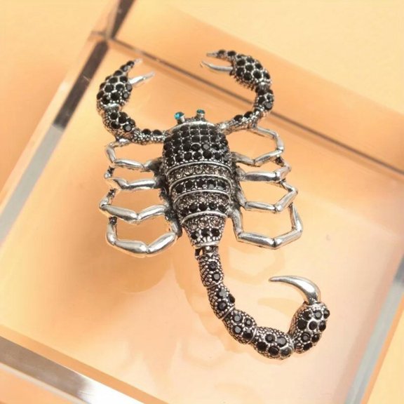 MATROOY Retro Scorpion Rhinestone Brooch Pin Vintage Women Crystal Pin Accessories