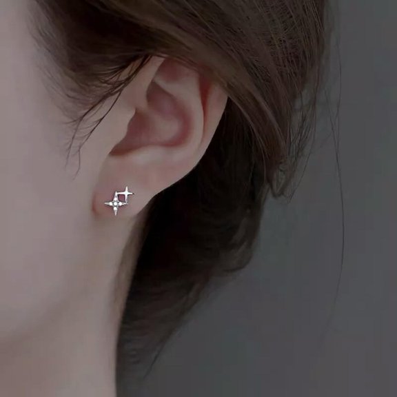 MATROOY Romantic Cute Four-Pointed Star Stud Earrings For Women Fashion Jewelry Gift WY4