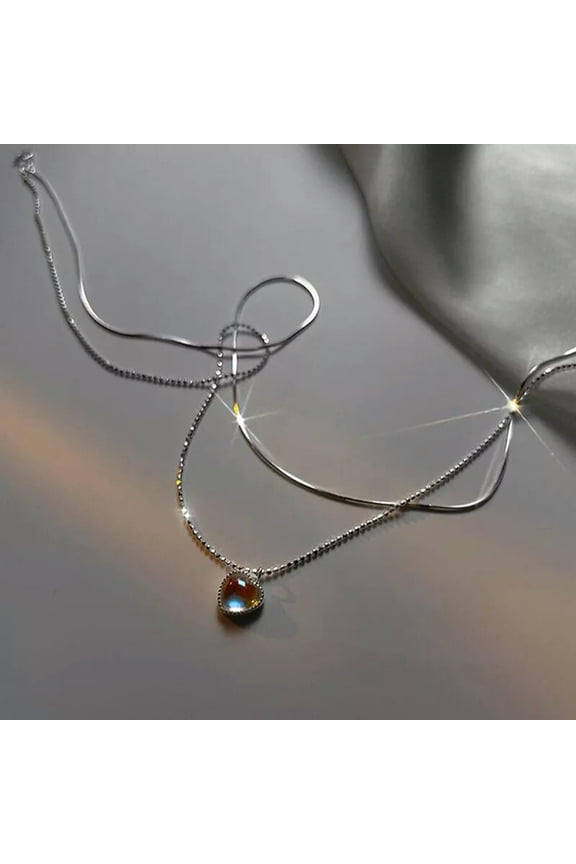 Trendy Elegant Moonstone Heart Pendant Necklace Silver Color Clavicle Chain