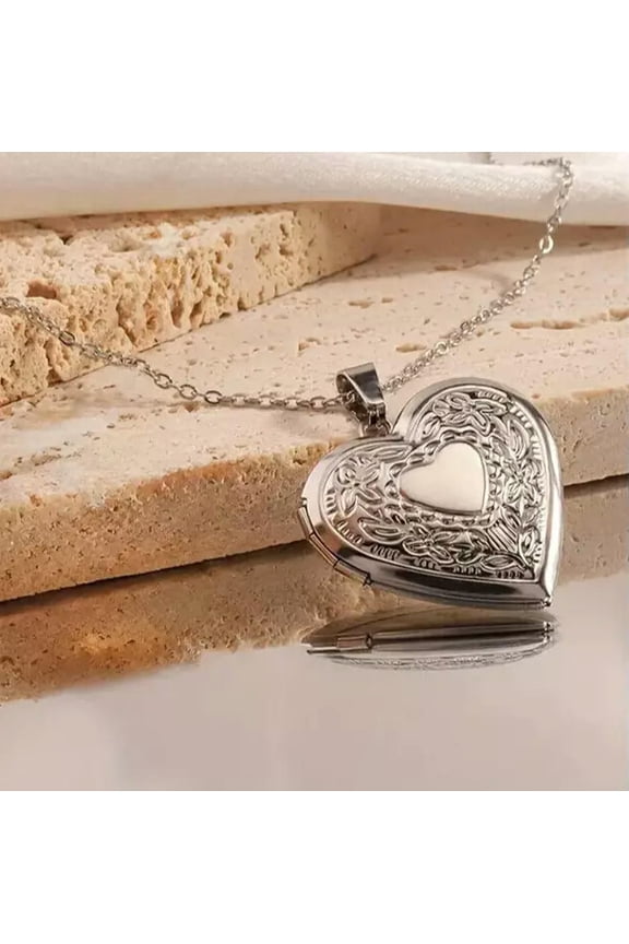Vintage Stainless Steel Openable Heart Locket Pendant Chain Necklace
