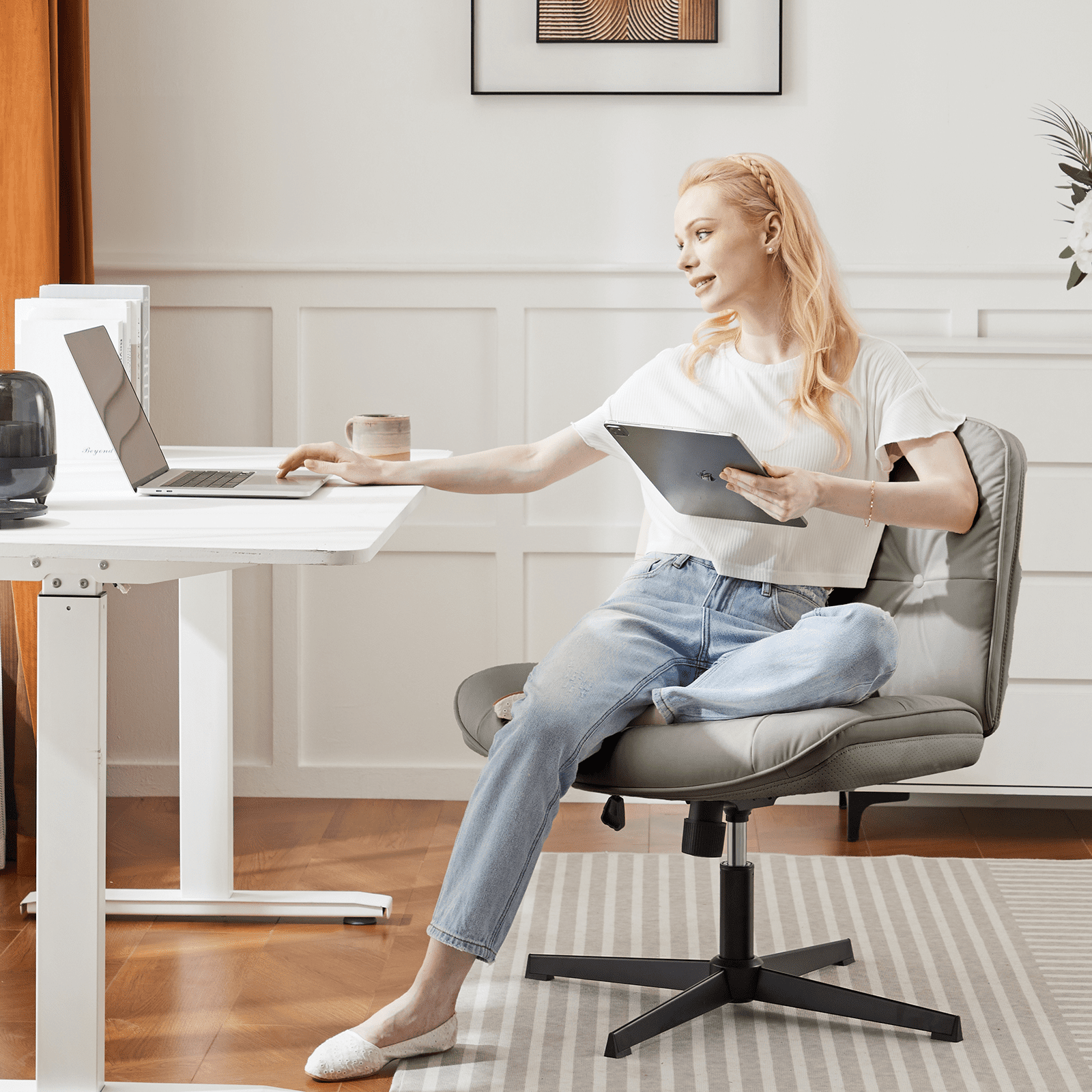 MAYEERTY Criss Cross Legged Chair, Armless Office Desk Wide Seat No Wheels, Swivel Height Adjustable Comfy