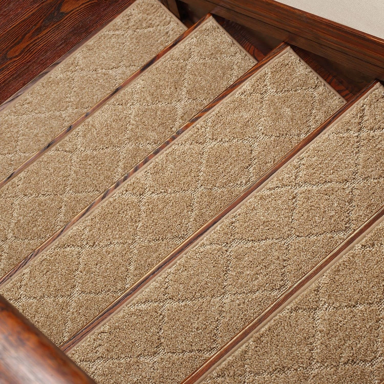 MBIGM Carpet Stair Treads for Wooden Steps with Soft Plush Comfort, 15 Pcs Cornstalk