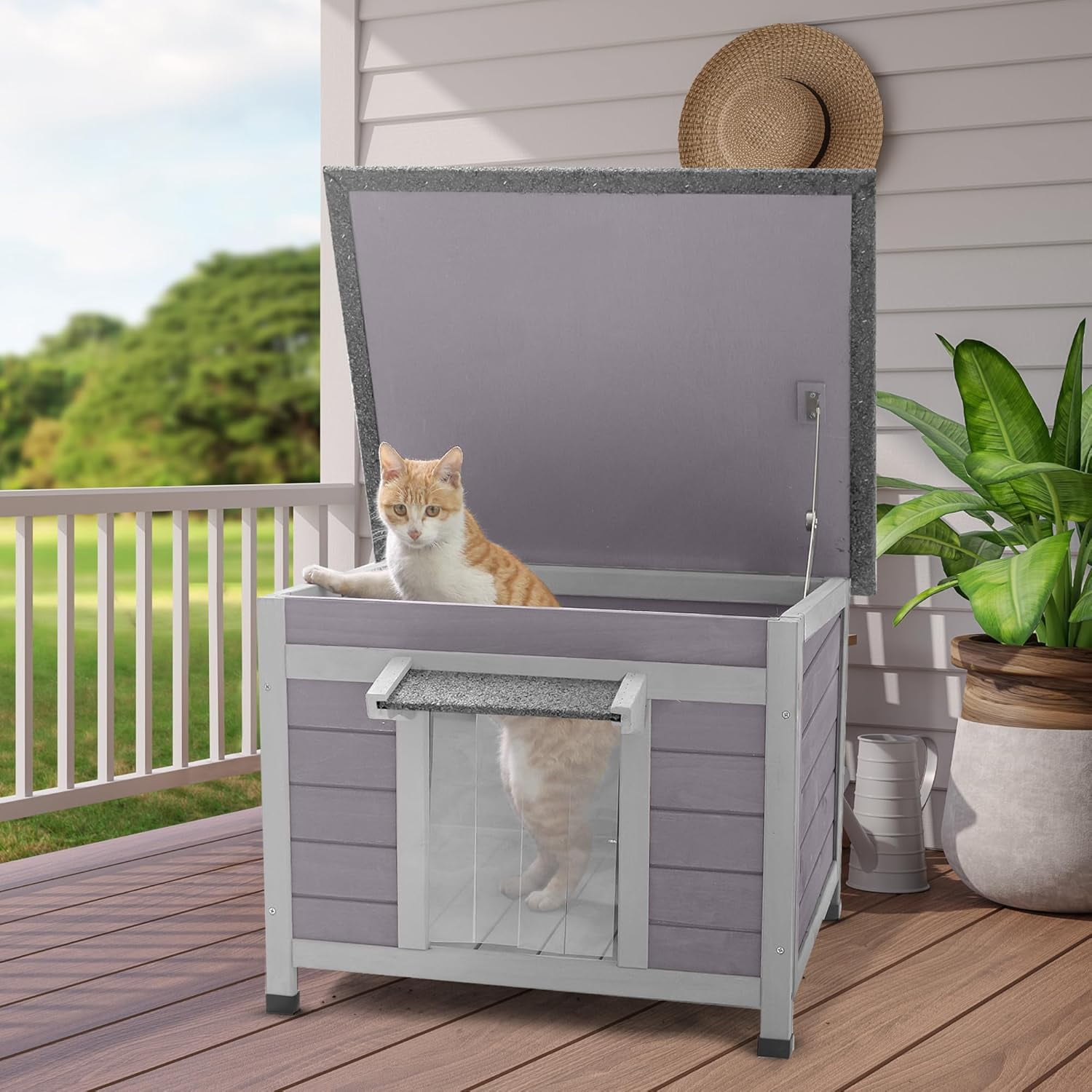 MEDEHOO Outdoor Cat House Weatherproof, Feral Cat House with Asphalt Roof, PVC Curtains & Raised Base, Easy To Clean
