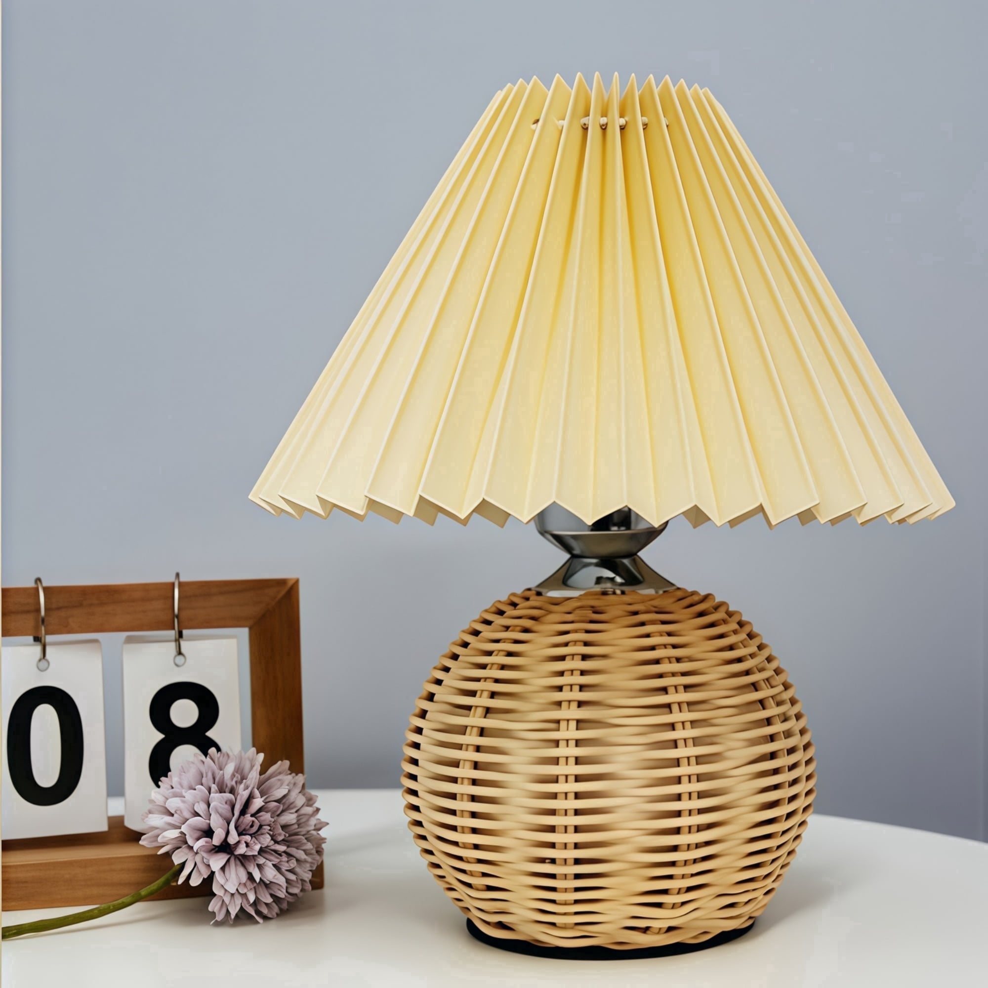 MEHOOM Pleated bamboo Table Lamp, Modern Bedside Nightstand Lamp with Beige Lampshade Rattan Metal Base, Table Lamps for Bedroom, Living Room, Home Office Decor
