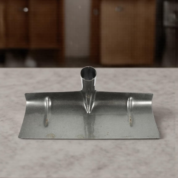 MEIBUTYUP Garden Shovel with Iron , Manure Cleaning Tool for Outdoor and Yard Use