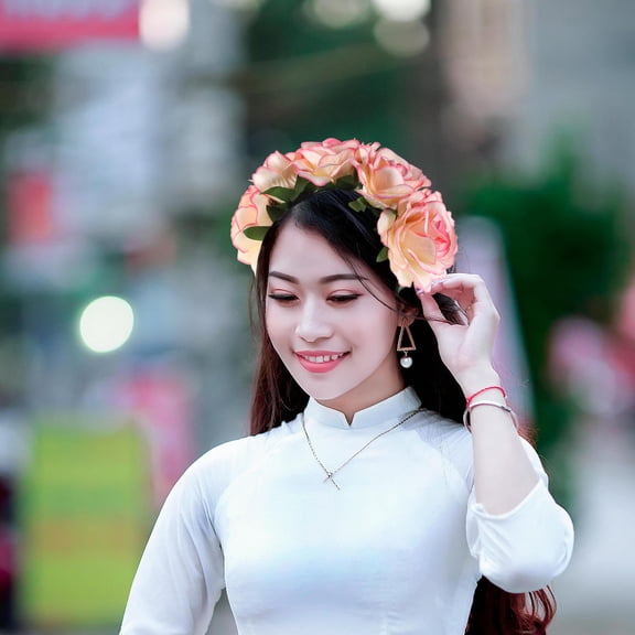 MEIBUTYUP Red Rose Floral Flocking Headpiece, 1 Pack Artificial Flower Decoration for Outdoor Wedding, Party, and Event Use