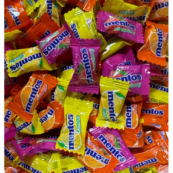 MENTOS FRUIT Chewy Candy, Strawberry, Orange, Lemon - Fun Size Minis (2 Pounds)