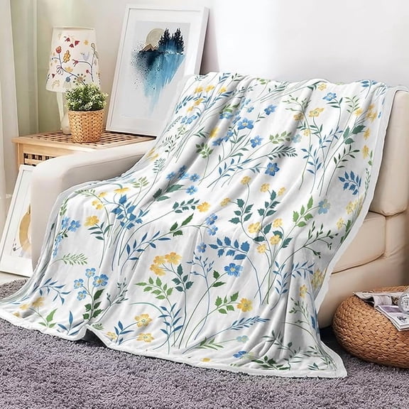 MERCHR White Wildflowers Floral Throw Blanket, Botanical Printed Flannel Throws to Decorate Room and Bedroom, Rustic Bedding, 50" X 60"