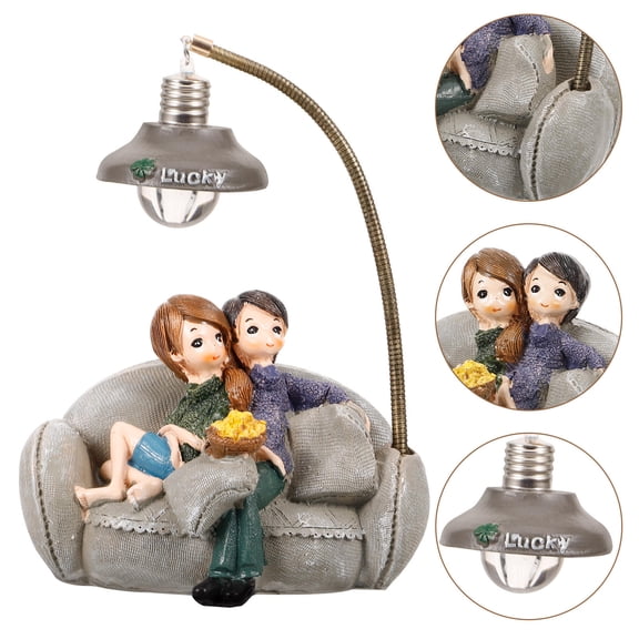 MERRYHAPY Creative Resin Couple Night Light Desk Lamp for Bedroom Living Room Decoration