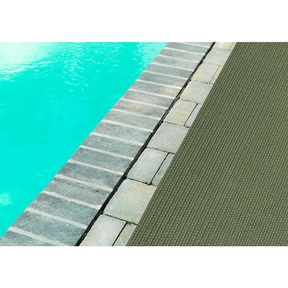 10' x 14' Moss Green All Purpose Handcrafted Reversible Oval Outdoor Area Throw Rug