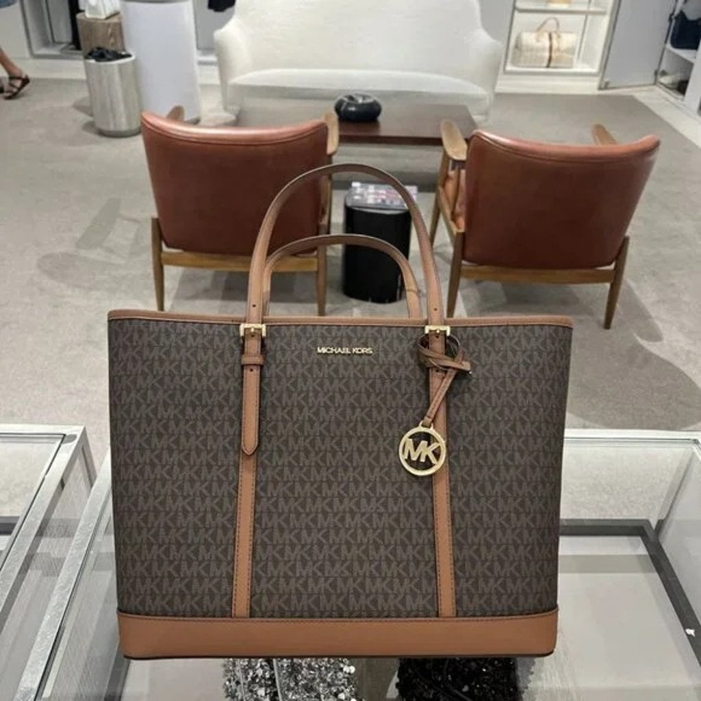 Jet set travel small logo tote hotsell
