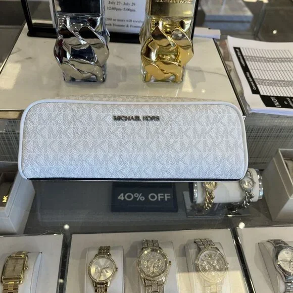 Michael kors cosmetic pouch online