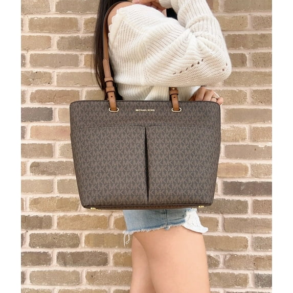 MICHAEL Michael Kors Bedford Medium Top Zip Pocket Tote Brown/Acorn One Size 30T